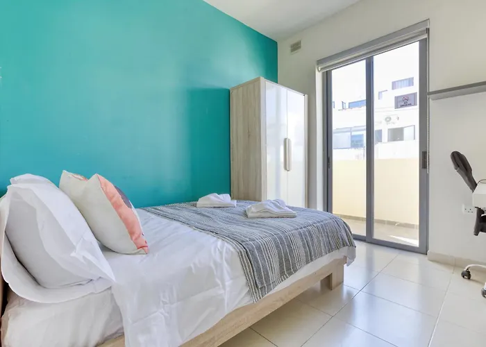 Sb17 - 2 Bed Penthouse Panorama In Qawra *