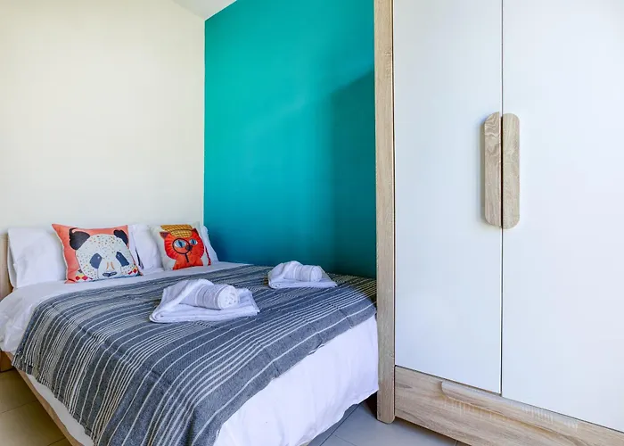 Sb17 - 2 Bed Penthouse Panorama In Qawra *