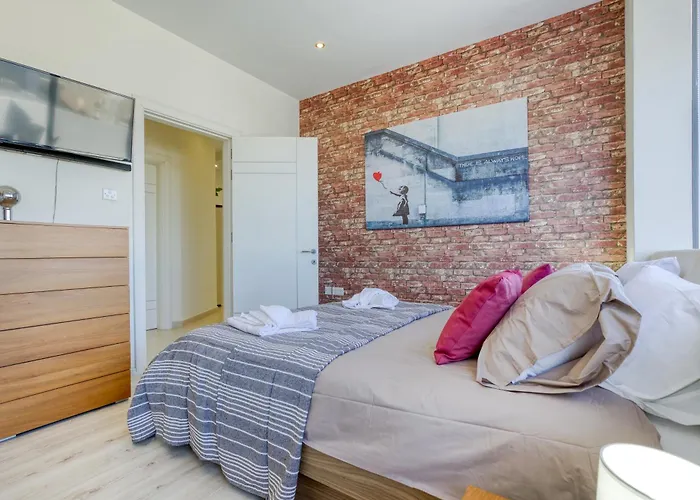 Sb17 - 2 Bed Penthouse Panorama In Qawra Apartment St. Paul's Bay