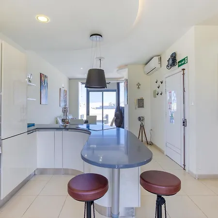 Sb17 - 2 Bed Penthouse Panorama In Qawra Apartmán