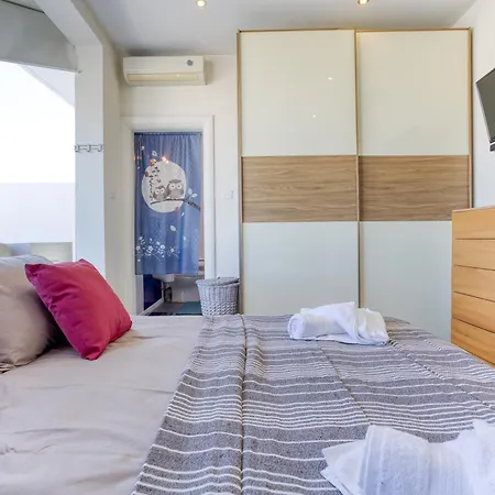 Sb17 - 2 Bed Penthouse Panorama In Qawra Apartment St. Paul's Bay
